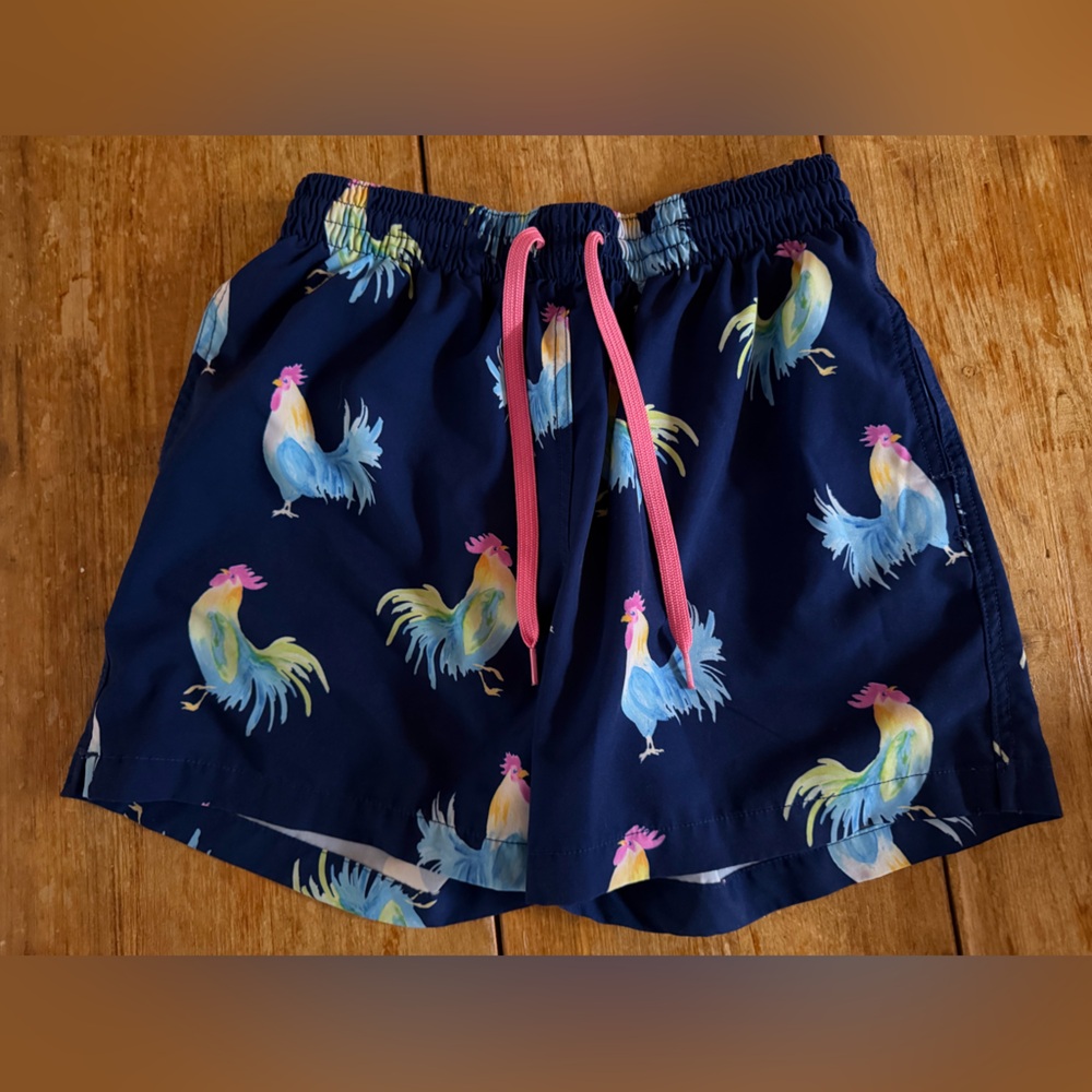 Chubbies Navy Rooster Print Swim Shorts
